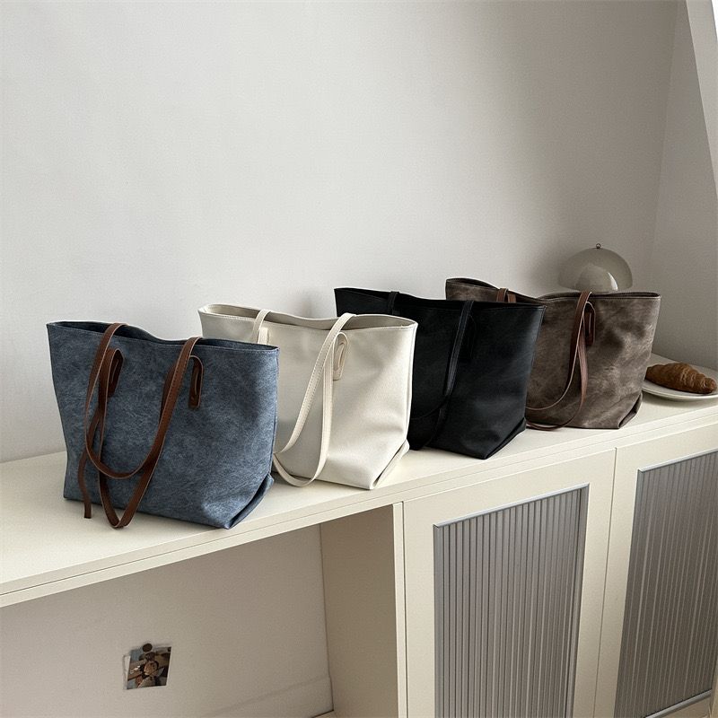 The plain Jean Tote