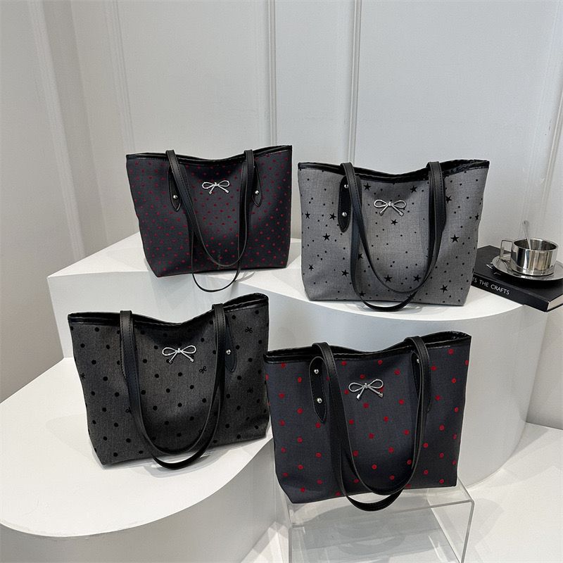 The Bow dot Tote